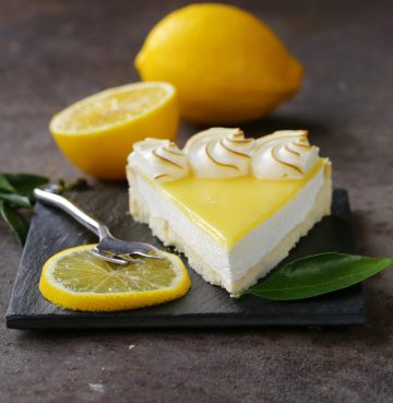 lemon heart cake
